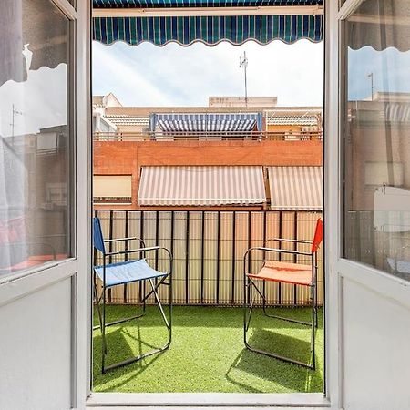 Piso En Pueblo Cerca De La Costa Apartment Elda Bagian luar foto