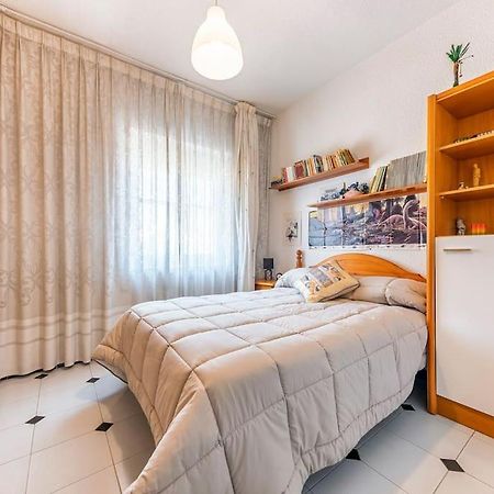 Piso En Pueblo Cerca De La Costa Apartment Elda Bagian luar foto