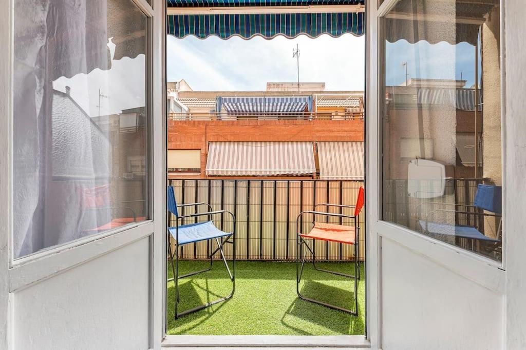 Piso En Pueblo Cerca De La Costa Apartment Elda Bagian luar foto